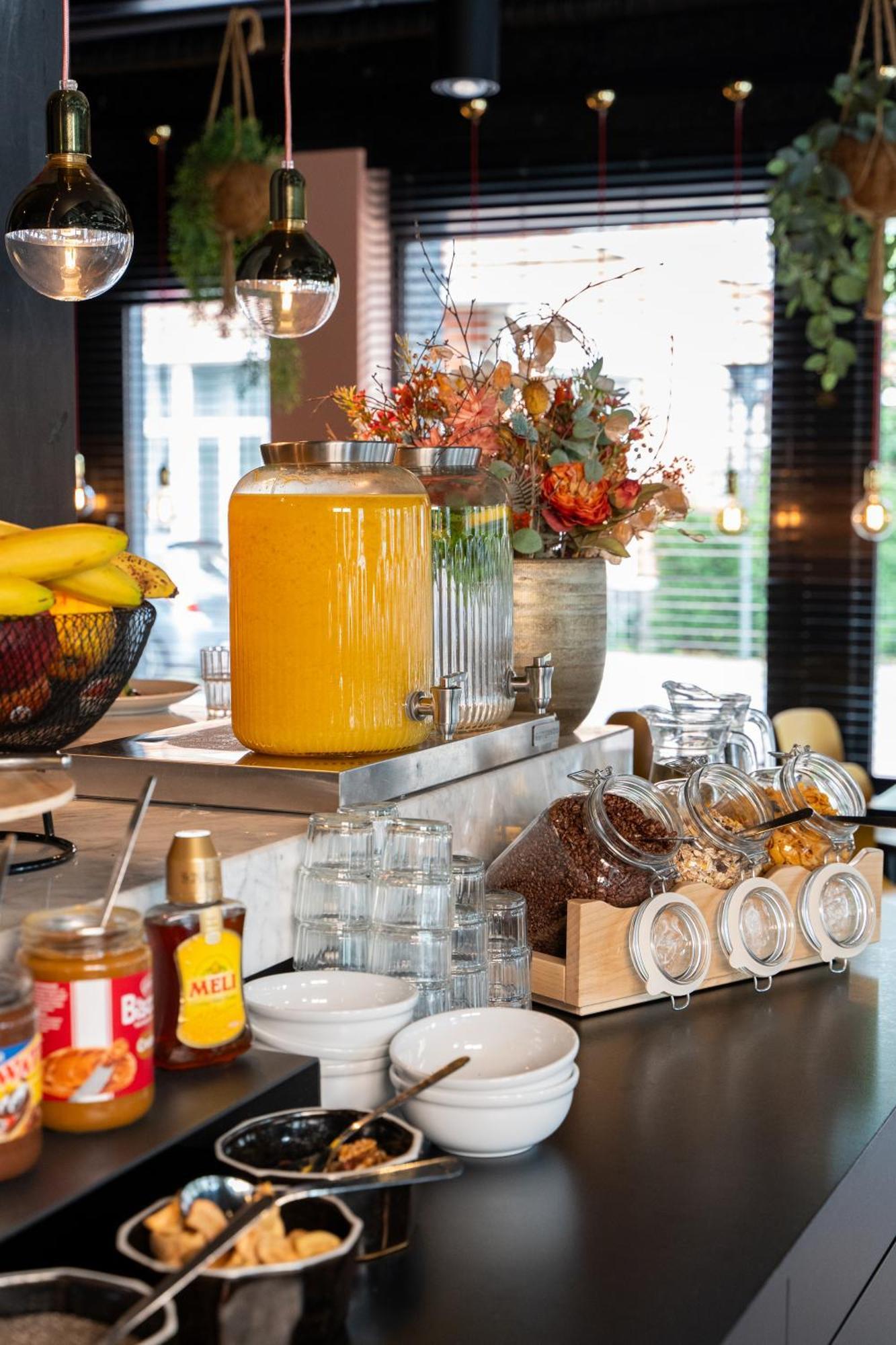 Ibis Styles Hasselt City Centre Eksteriør billede